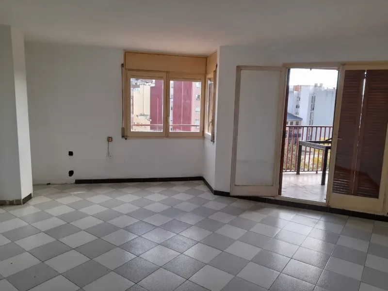 Habitación vacía después del vaciado