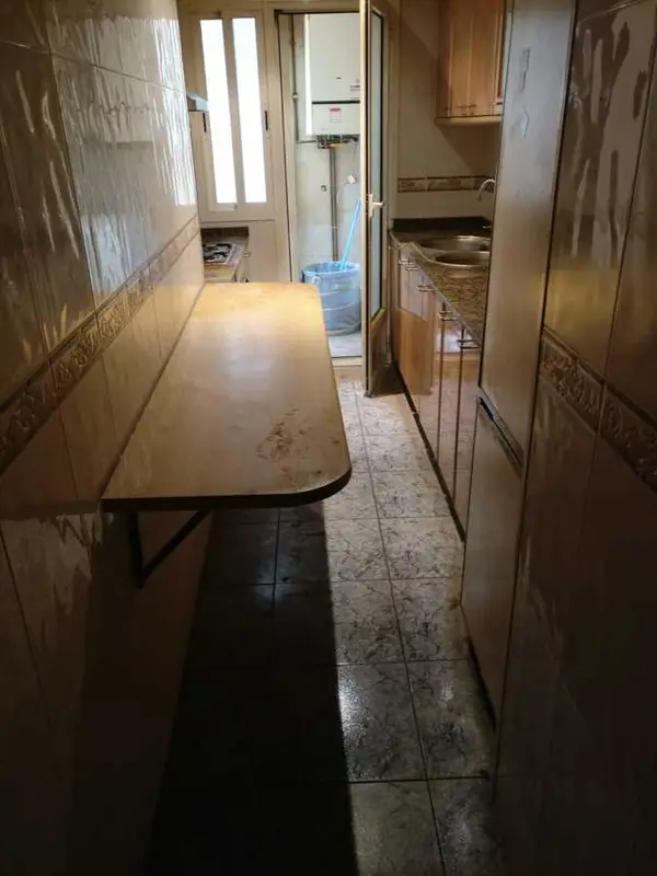 Servei de buidatge de pisos i neteja de cuina a Barcelona