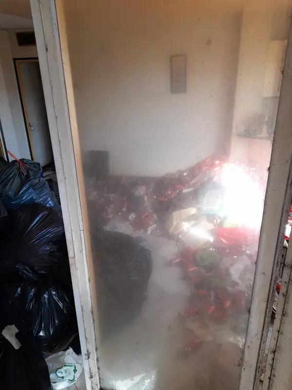 Servei de buidatge de pisos i neteja per síndrome de Diògenes a Barcelona