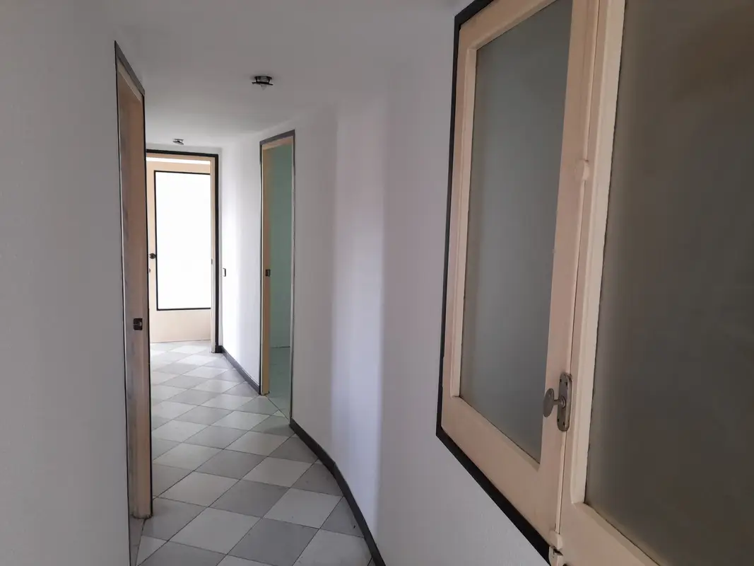 Buidatge de pisos i neteja profunda a Barcelona
