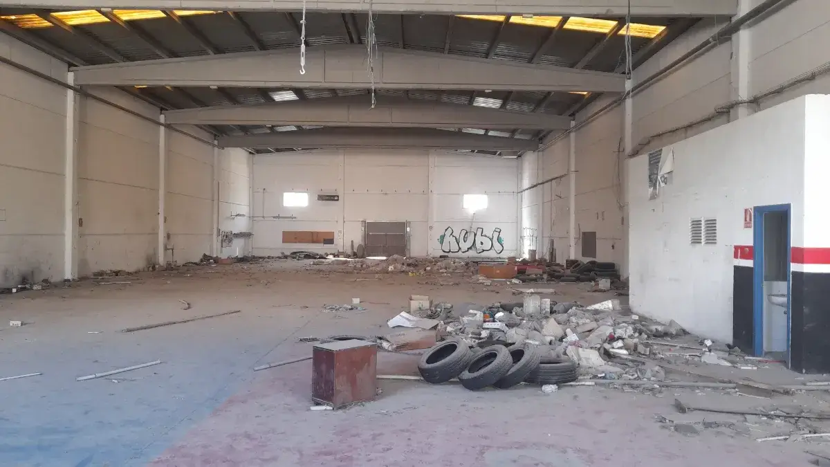 Buidatge de pisos i naus industrials a Barcelona
